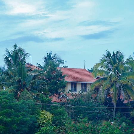 La Exotica Hotel Varkala Exterior foto