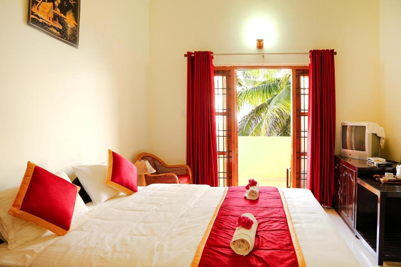 La Exotica Hotel Varkala Exterior foto