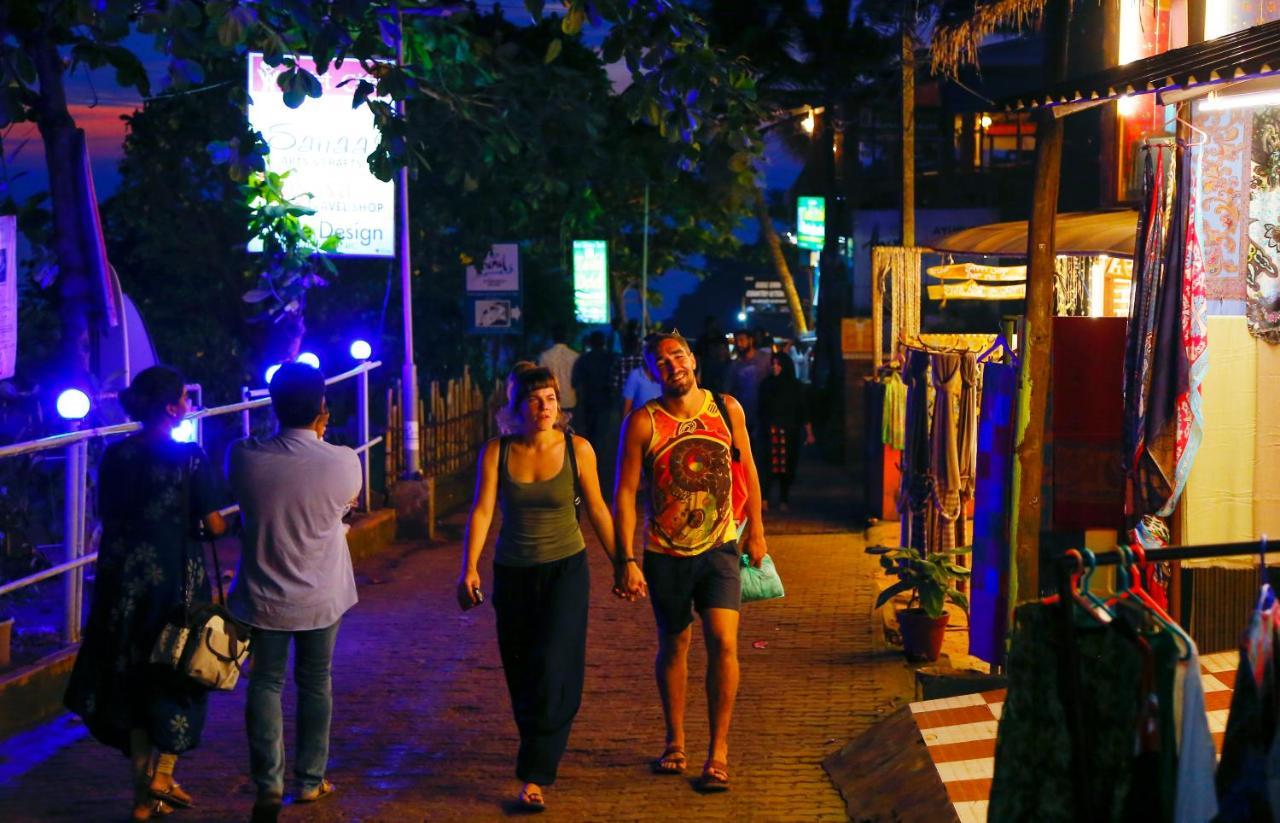La Exotica Hotel Varkala Exterior foto